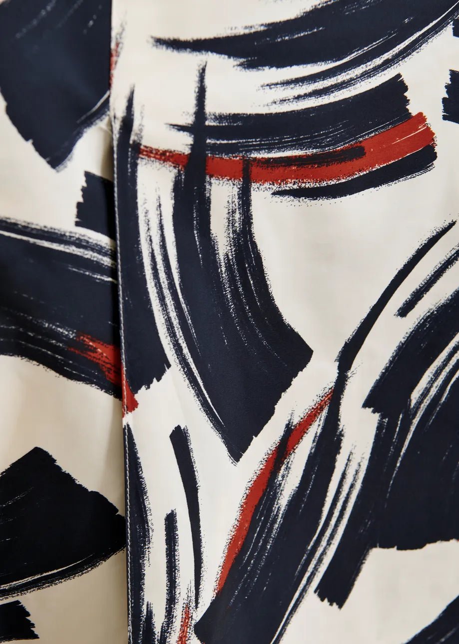 Jaelyn Deep Pleat Midi Skirt in Off White/Navy/brown - obligato