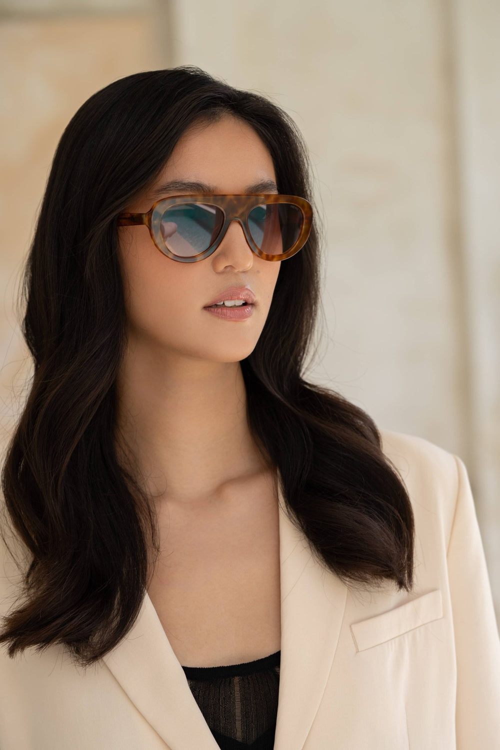 Jetsetter Acetate Womens Aviator Sunglasses : Honey Tortoise - obligato