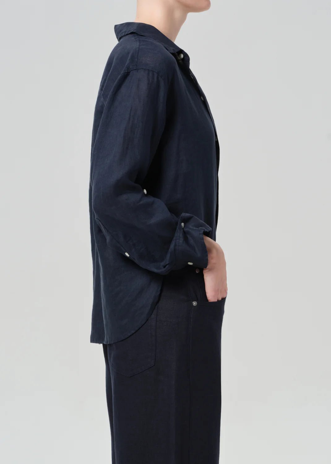 Kayla Shrunken Linen Shirt in True Navy - obligato