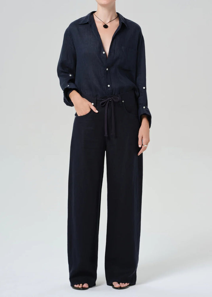 Kayla Shrunken Linen Shirt in True Navy - obligato