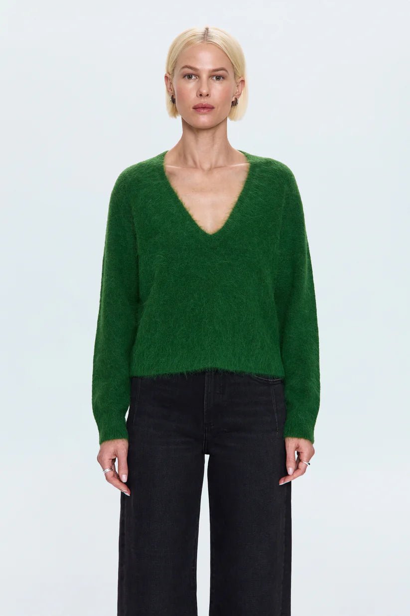 Kit V - Neck Long Sleeve Pullover Sweater - Wintergreen - obligato
