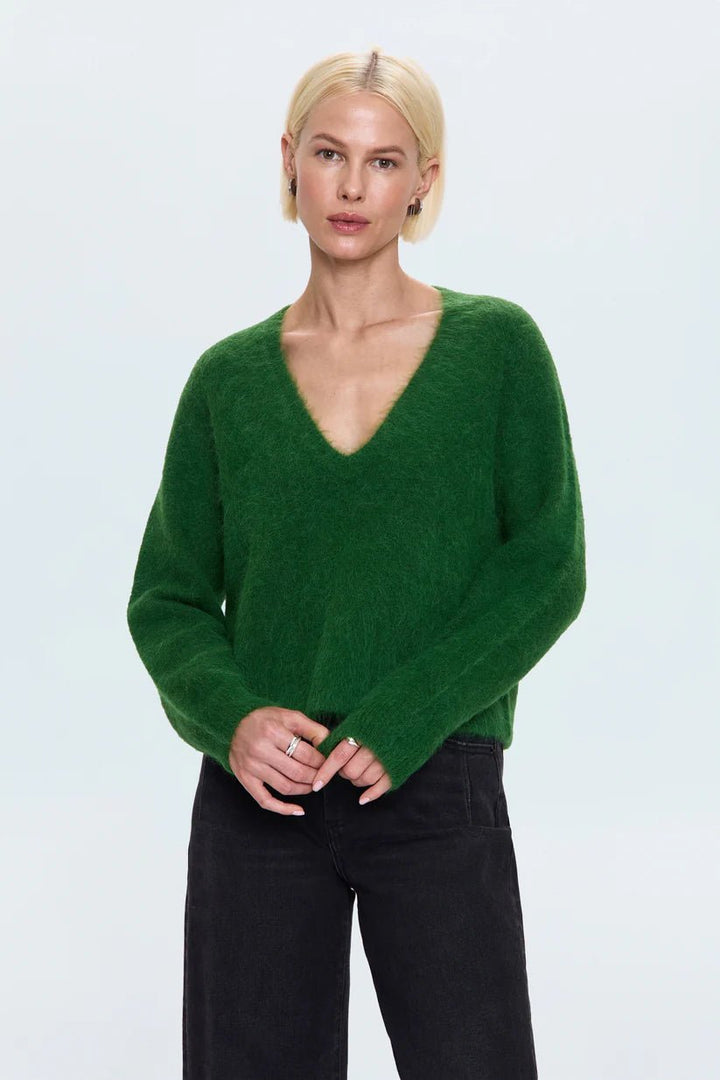 Kit V - Neck Long Sleeve Pullover Sweater - Wintergreen - obligato