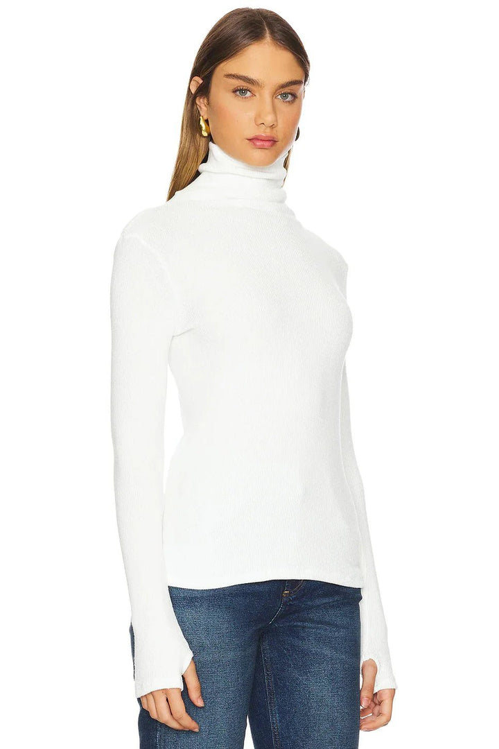 Knit Turtleneck in Winter White - obligato