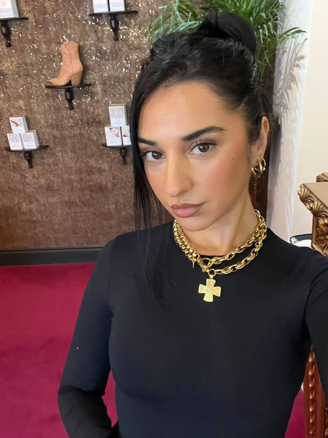 Madonna Chunky Cross Necklace - obligato