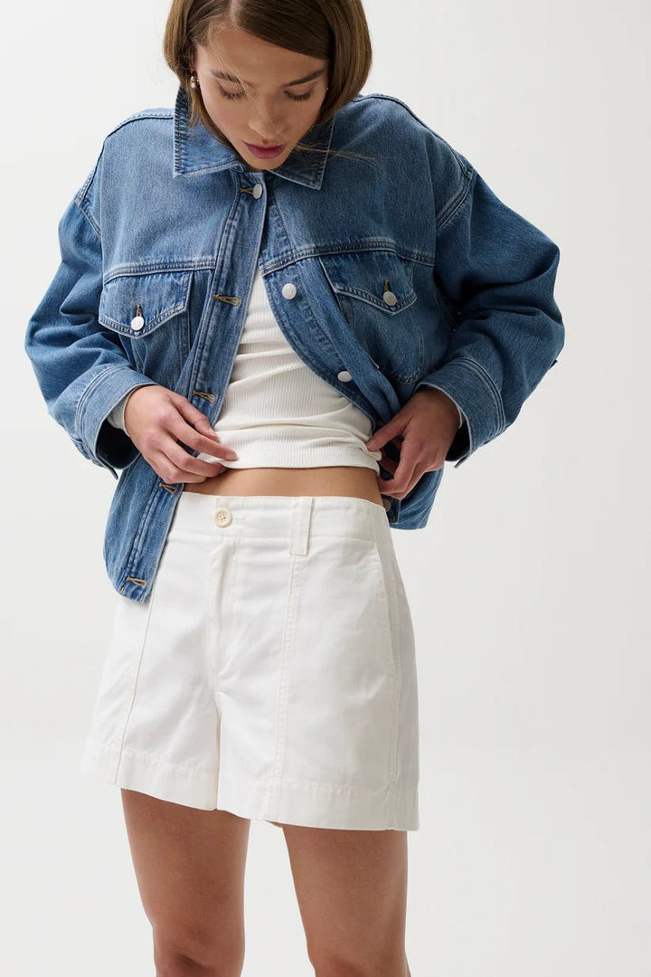 Mason Relaxed Utility Short in White - obligato