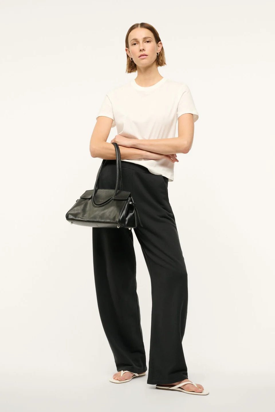 Maude Shoulder Bag in Black - obligato