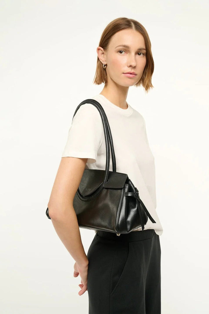 Maude Shoulder Bag in Black - obligato
