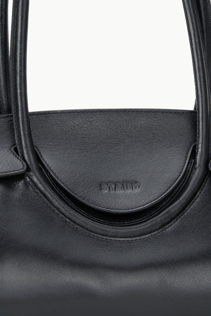 Maude Shoulder Bag in Black - obligato