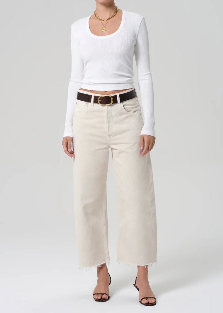 Maura U - Neck in White - obligato