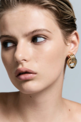 Mini Knot Earring in Gold - obligato
