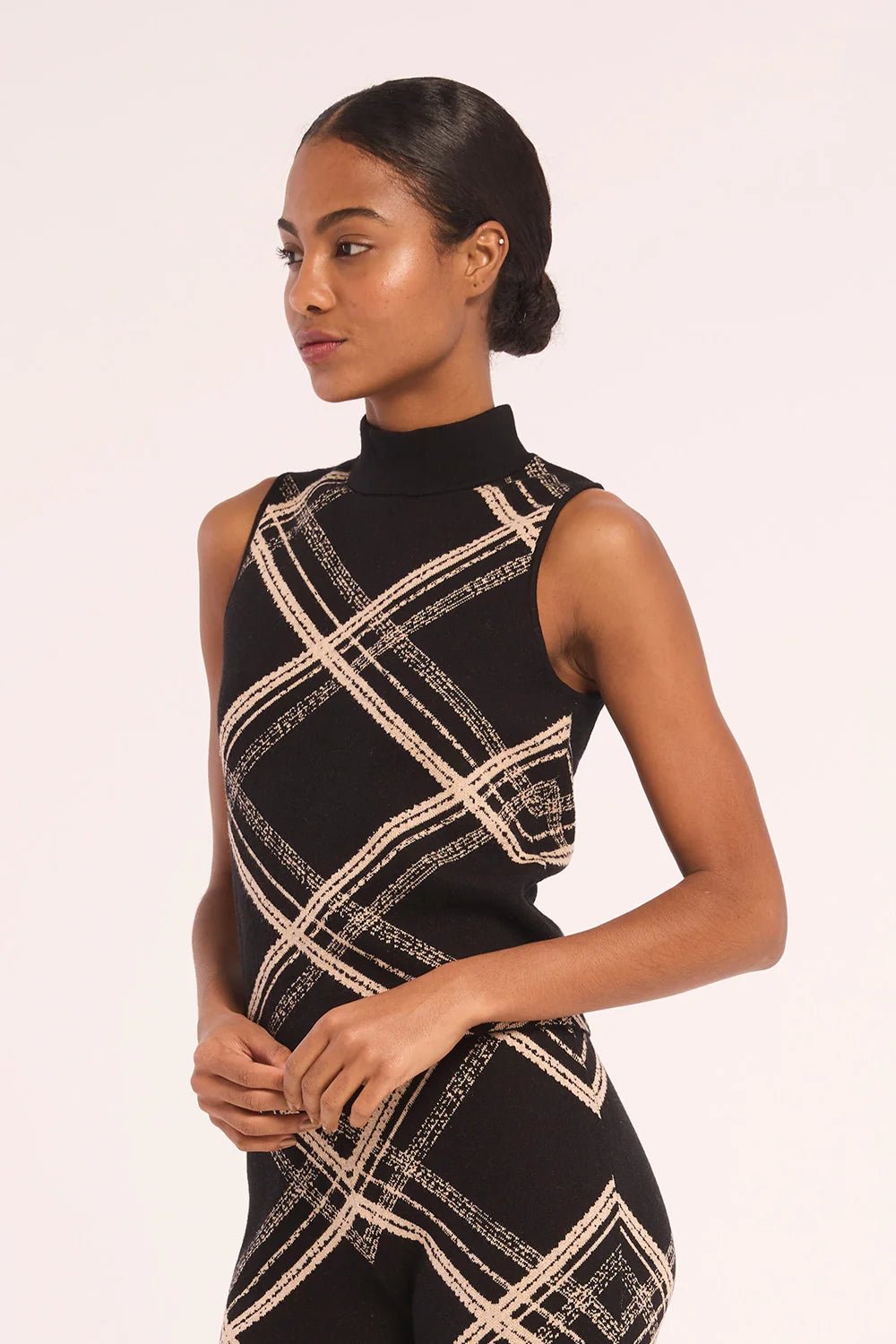 Nell Top in Plaid - obligato