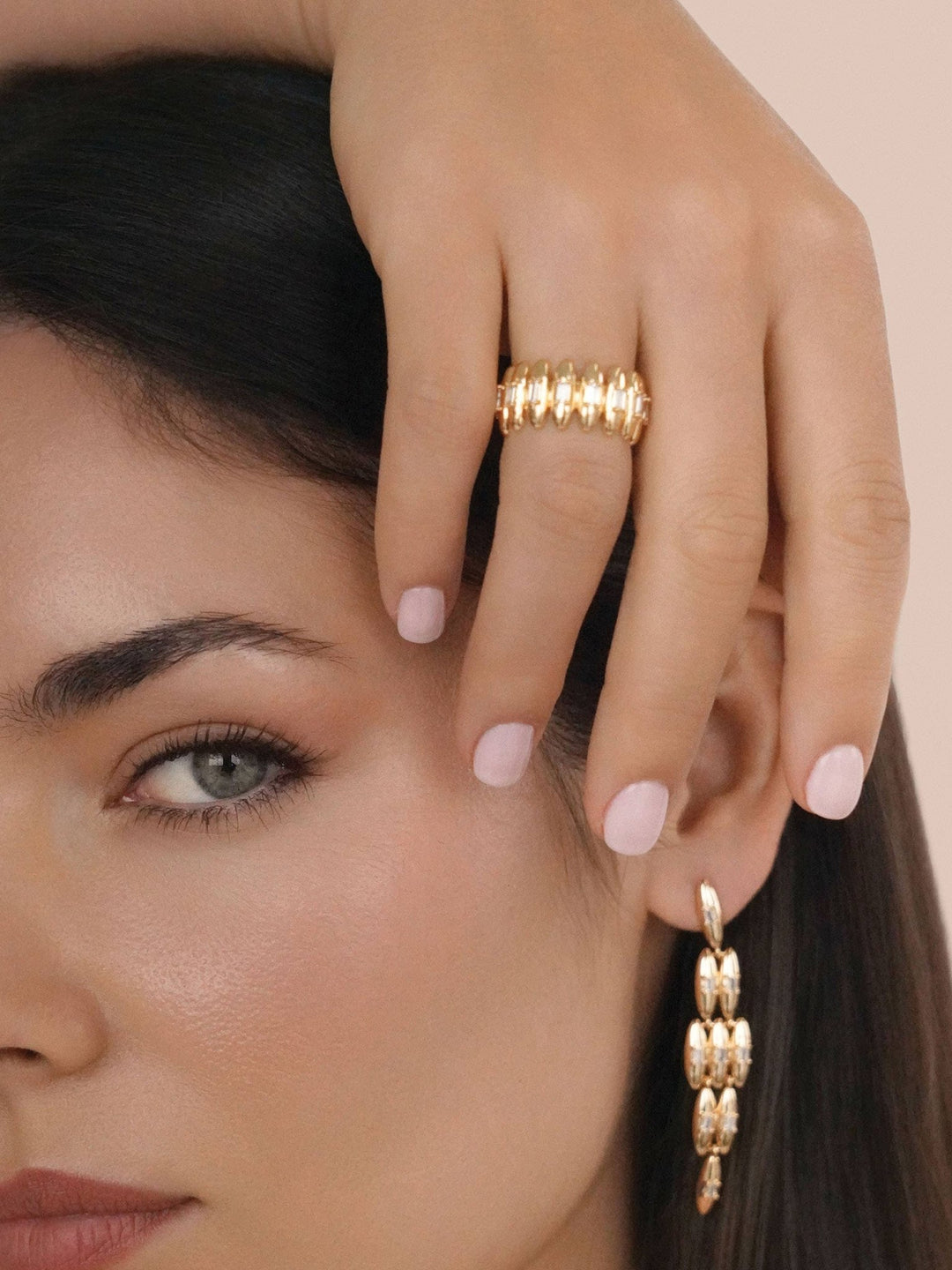 Oval Dome Baguette Band Ring: Clear Crystals / 7 - obligato