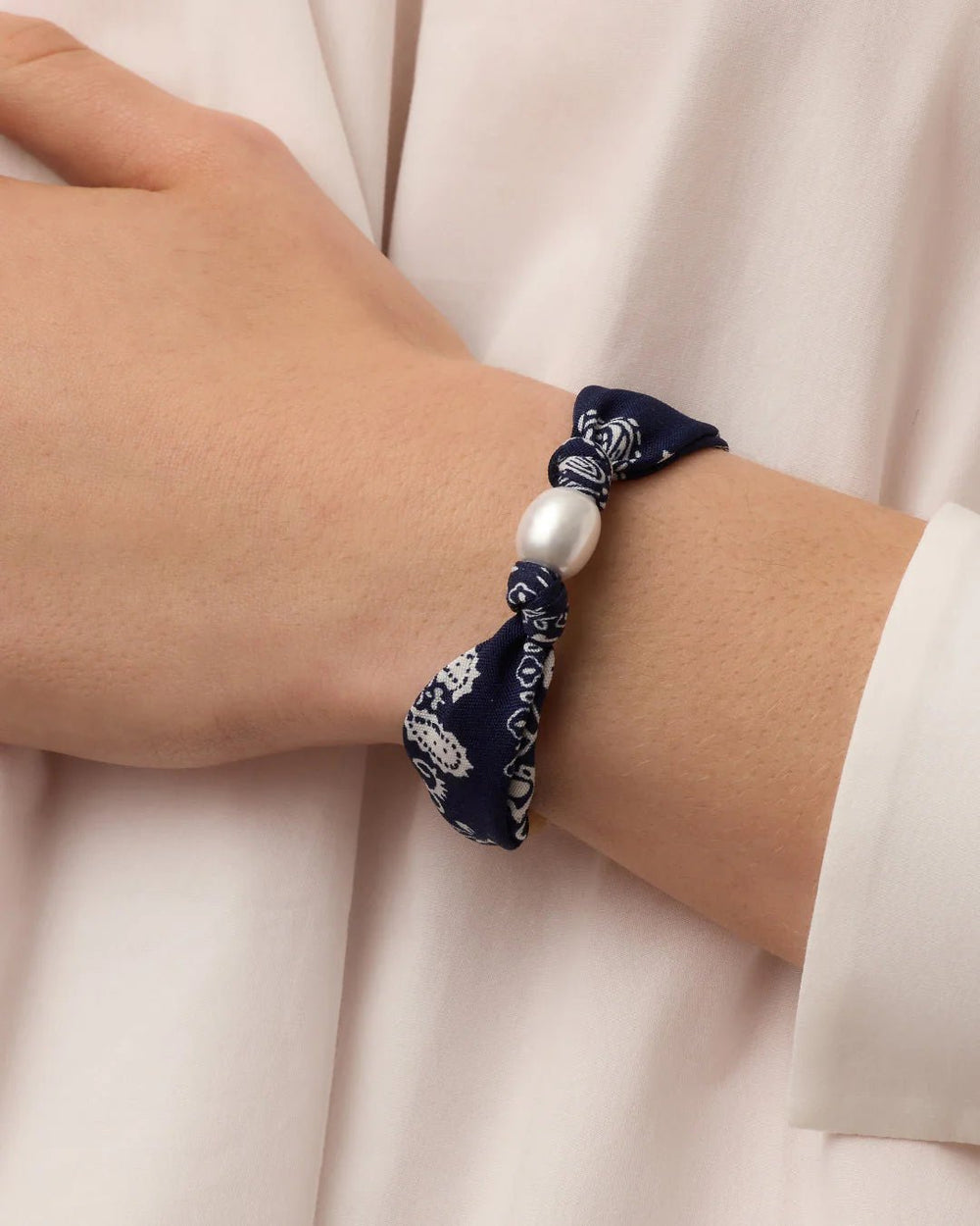 Paisley Bandana Pearl Bracelet in Navy - obligato