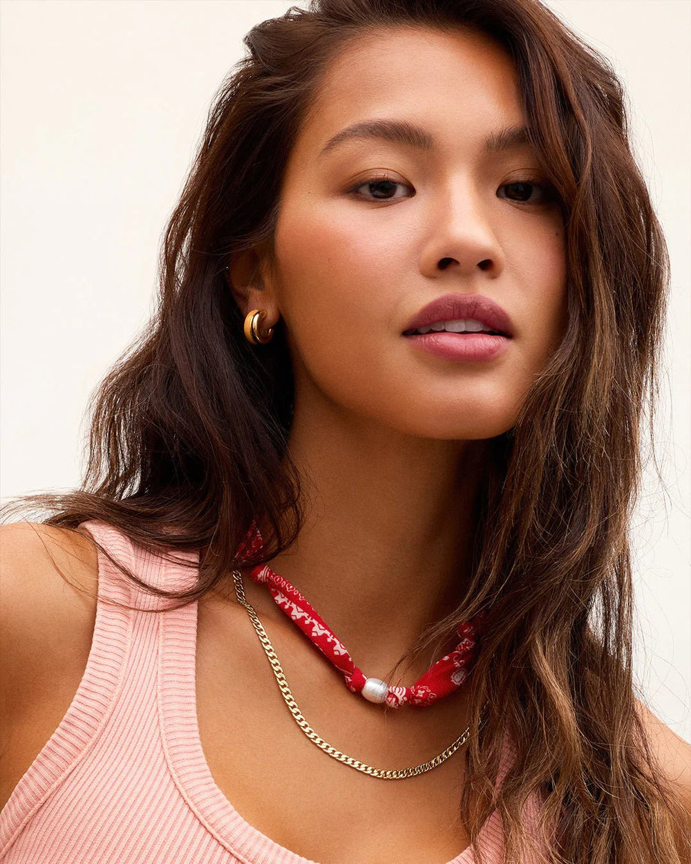 Paisley Bandana Pearl Necklace in Red - obligato