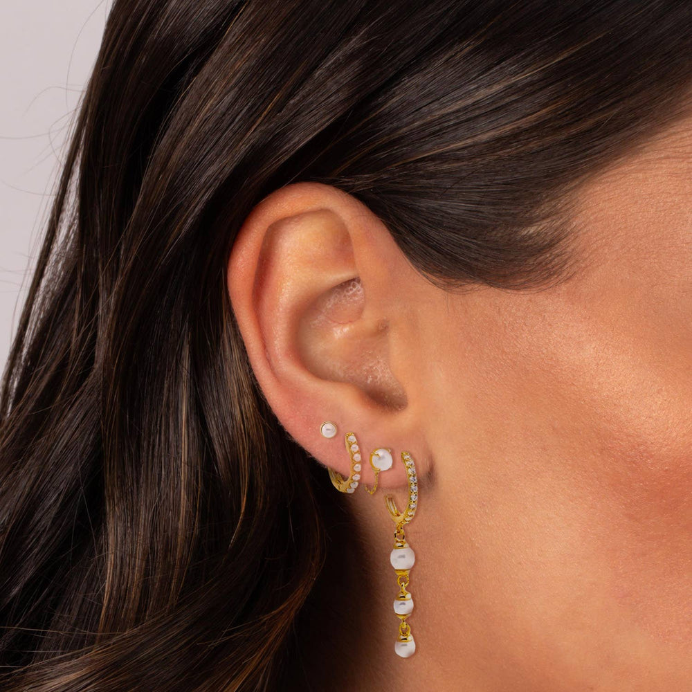 Pearls & More Earring Combo Set: Pearl White - obligato