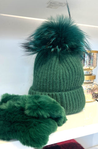 Pom Hat in Pine - obligato