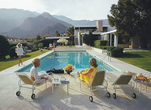 Poolside Gossip - Slim Aarons Collab - 1000 Piece Puzzle - obligato