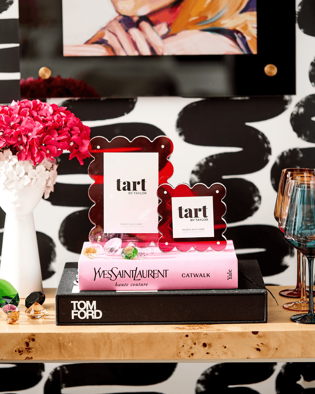 Red Acrylic Picture Frame - obligato