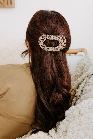 Round Flat Hair Clip | Large | Blonde Tortoise - obligato