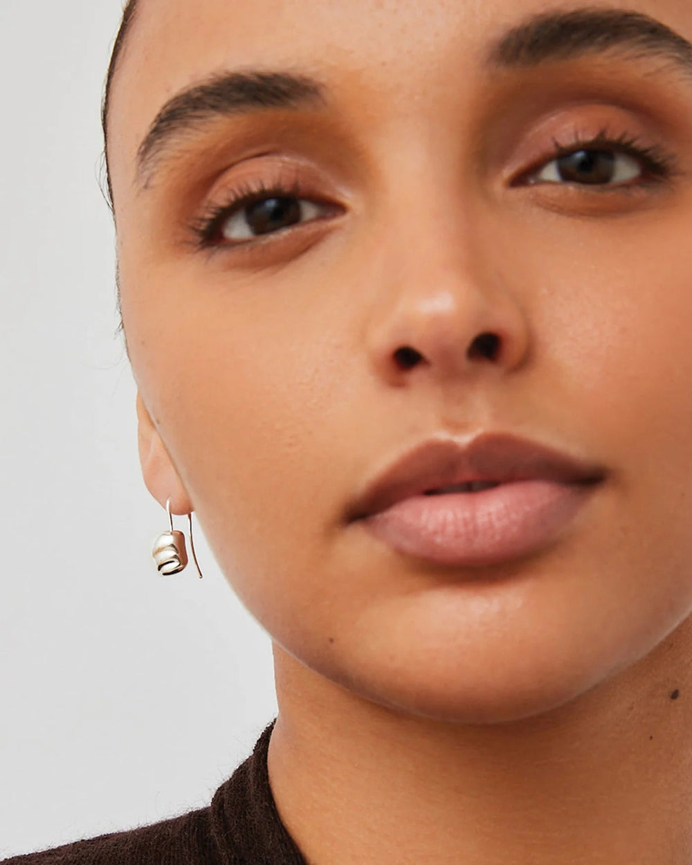 Rue Drop in Earrings in Silver - obligato