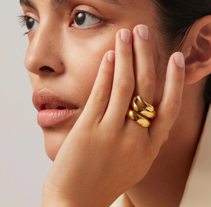 Sees Ring - obligato