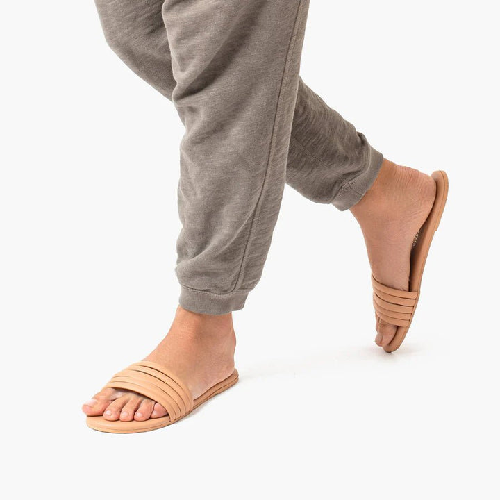 Serena Sandal in Pout - obligato