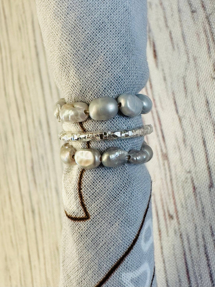 Silver Pearl Stretch Bandana Charm - obligato