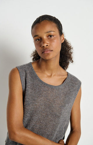 Sleeveless Knit Sweater in Gray Melange - obligato