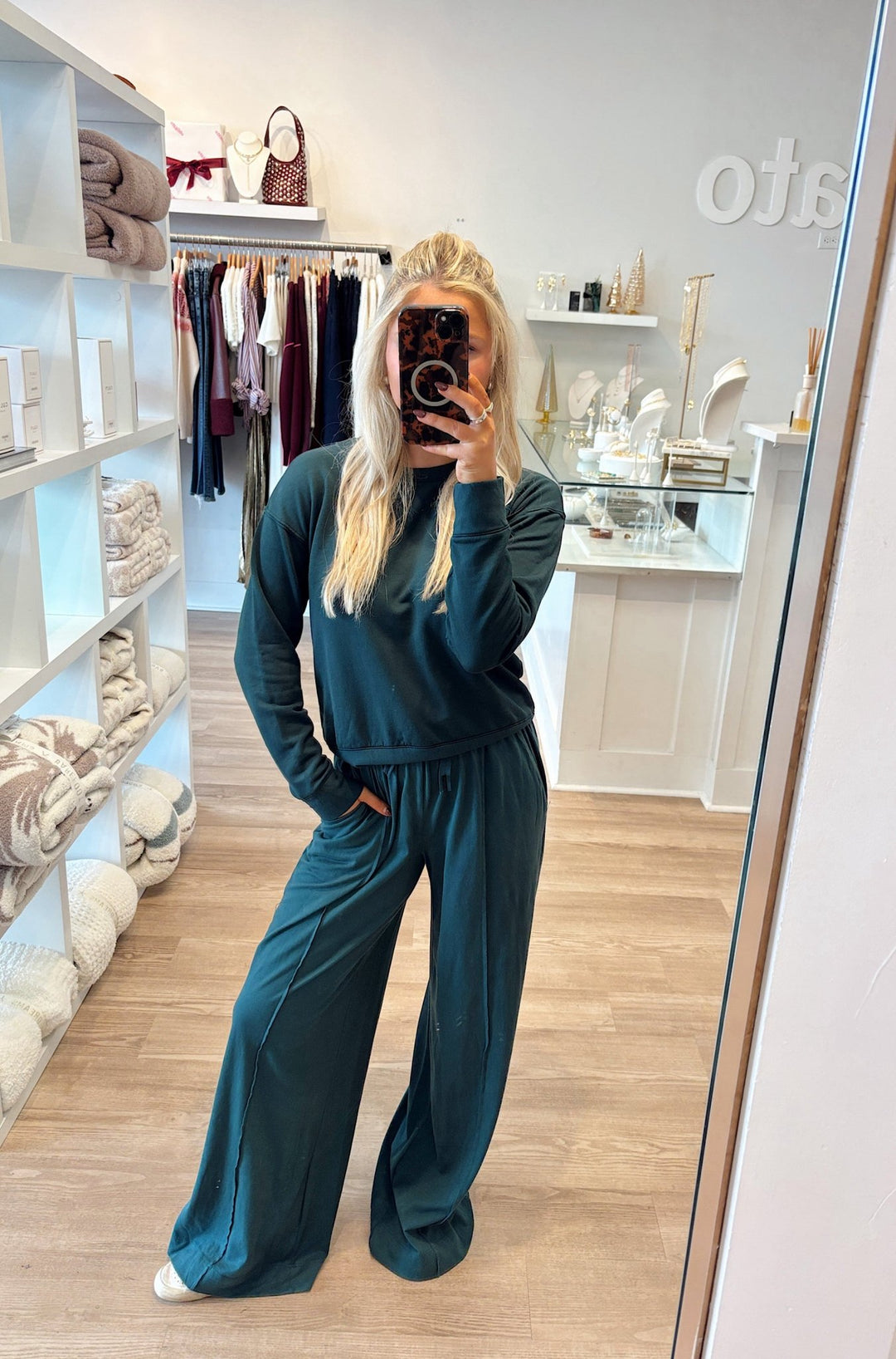 Softest Fleece Crewneck in Evergreen - obligato