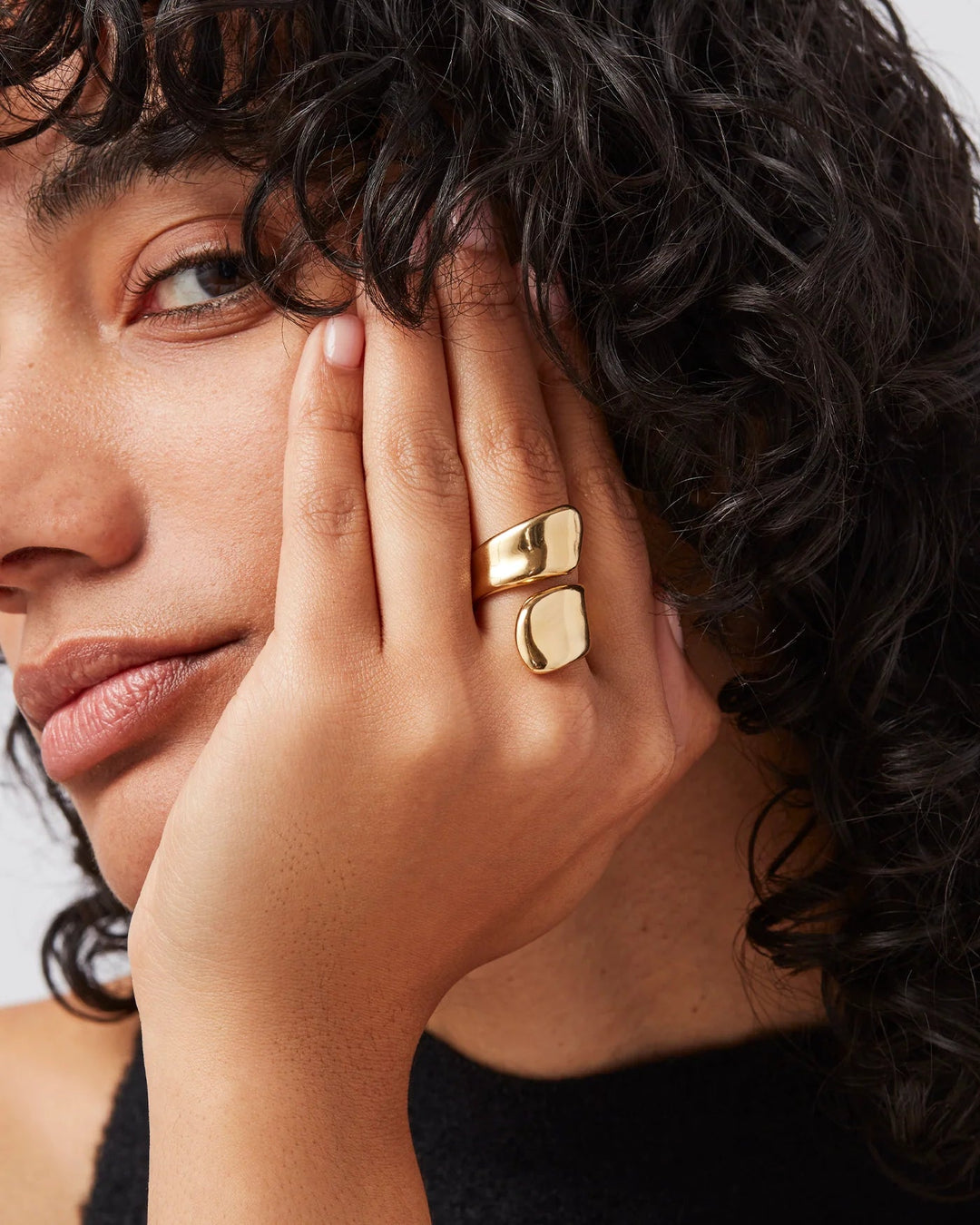 Solene Ring in Gold - obligato
