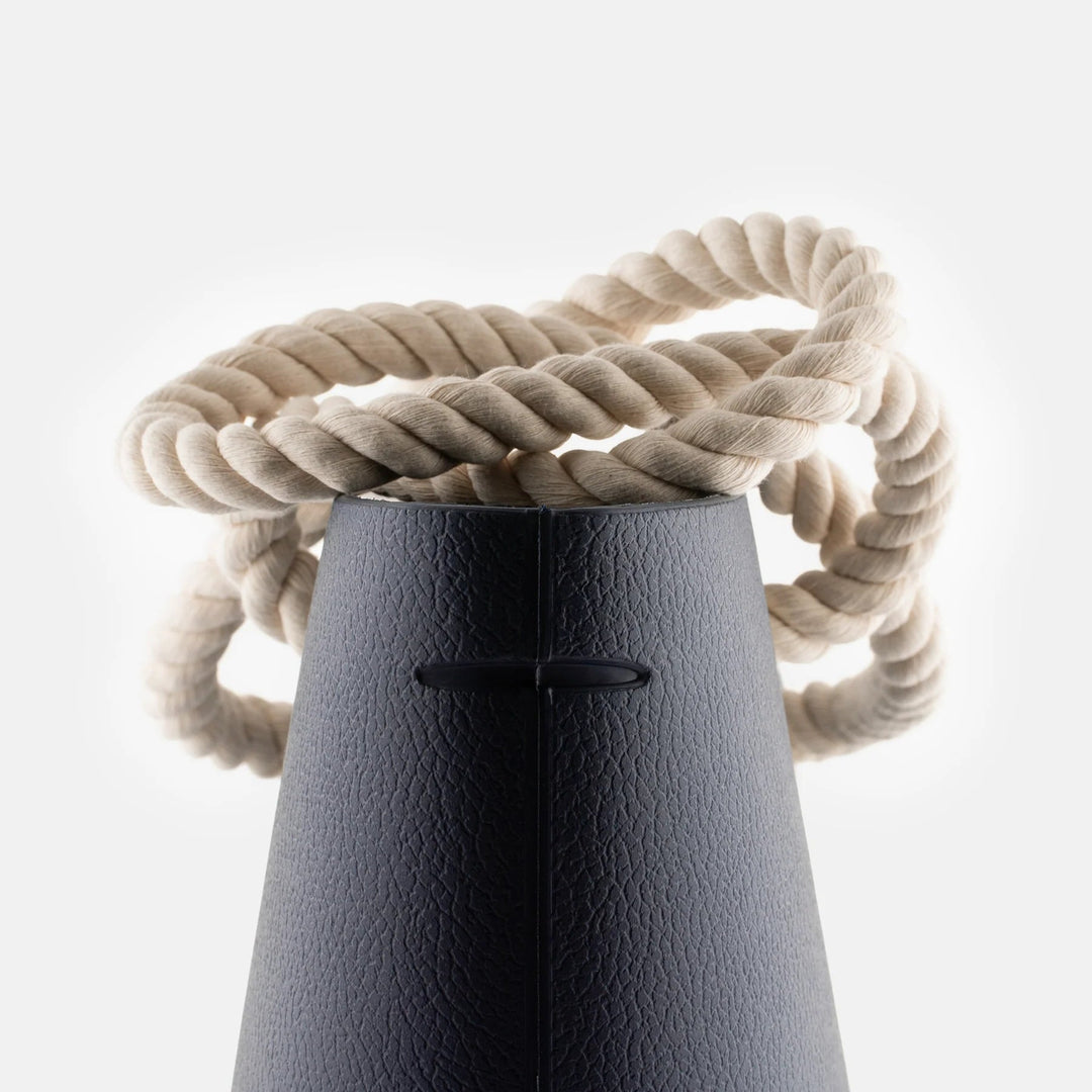 Splashybag in Navy - obligato