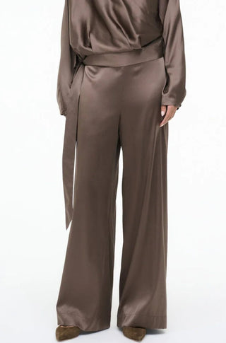 Stroll Pant in Truffle - obligato