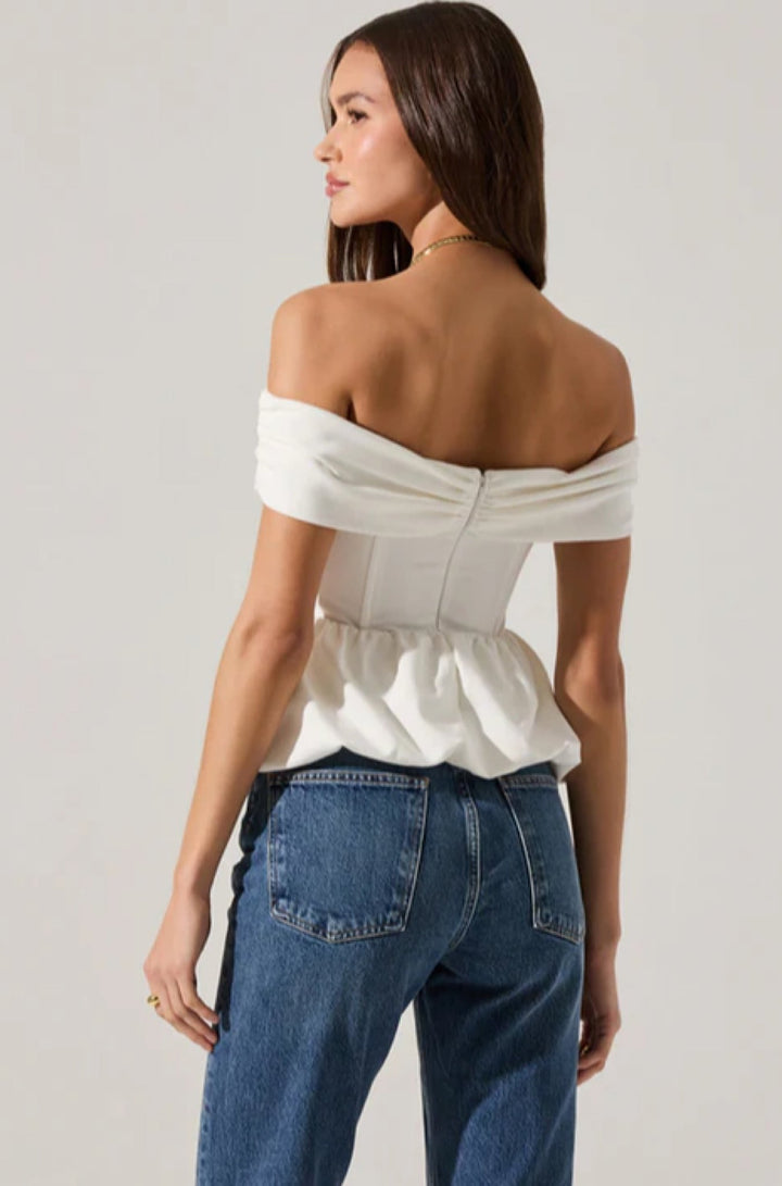 Tennille Top in White - obligato