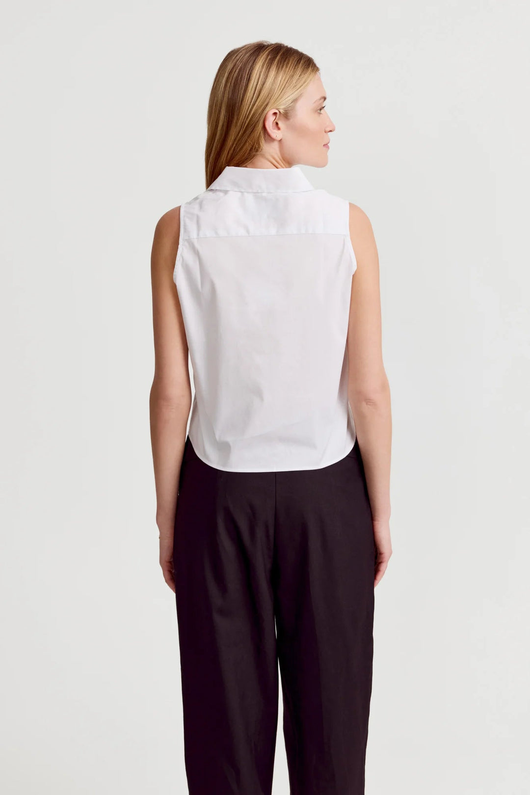 The Boxy Sleeveless Top in White - obligato