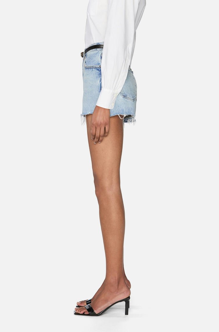 The Dare Short in Reason - obligato