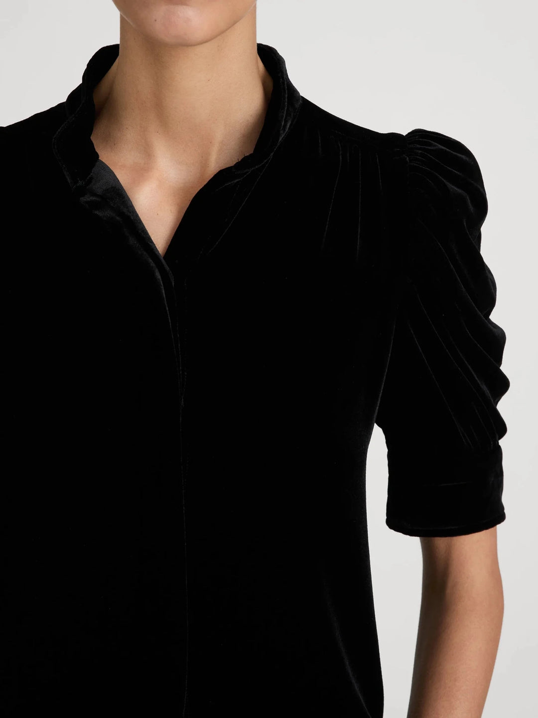 The Velvet Gillian Top in Black - obligato