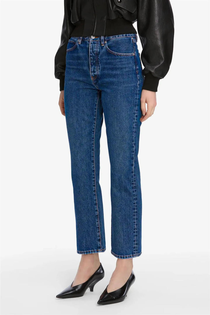 The Vertical Crop in Lavish - obligato