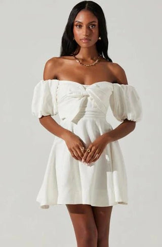 Ulla Off The Shoulder Dress in White - obligato