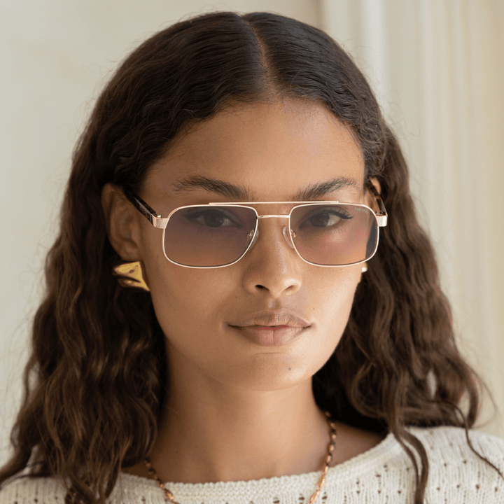 Vesper Unisex Aviator Sunglasses : Gold / Sunset - obligato