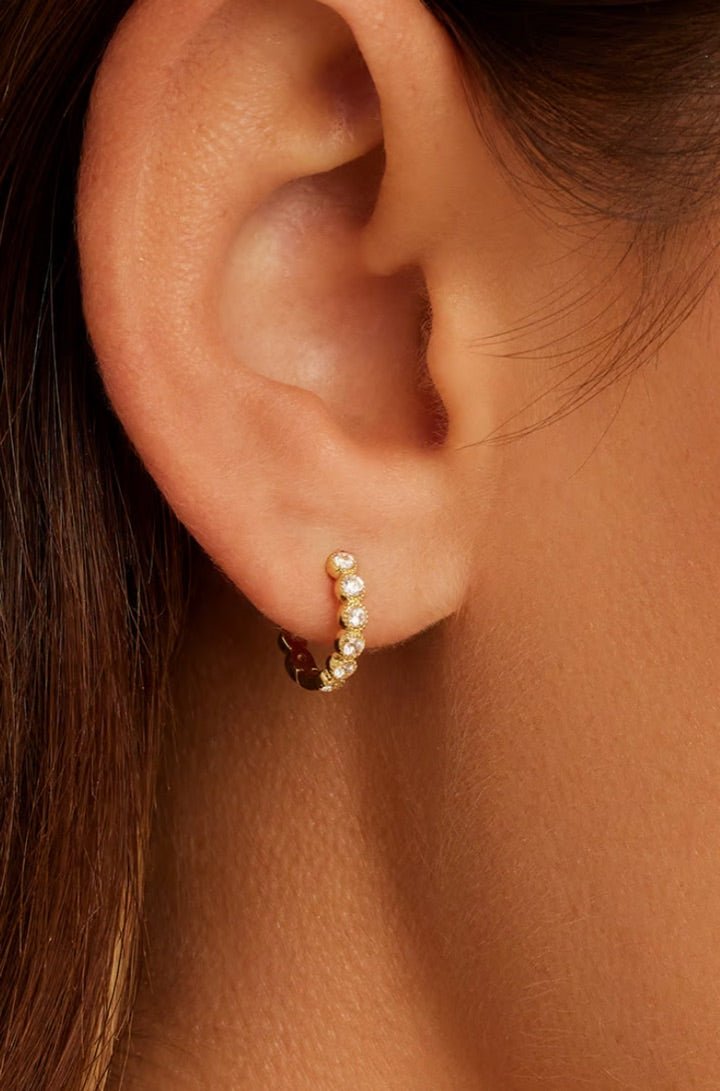 Wilder Shimmer Bar Huggies - obligato